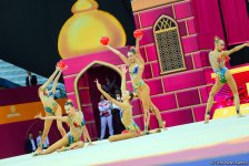 В Национальной арене гимнастики продолжаются соревнования команд в групповых упражнениях в рамках Чемпионата мира в Баку (ФОТО)