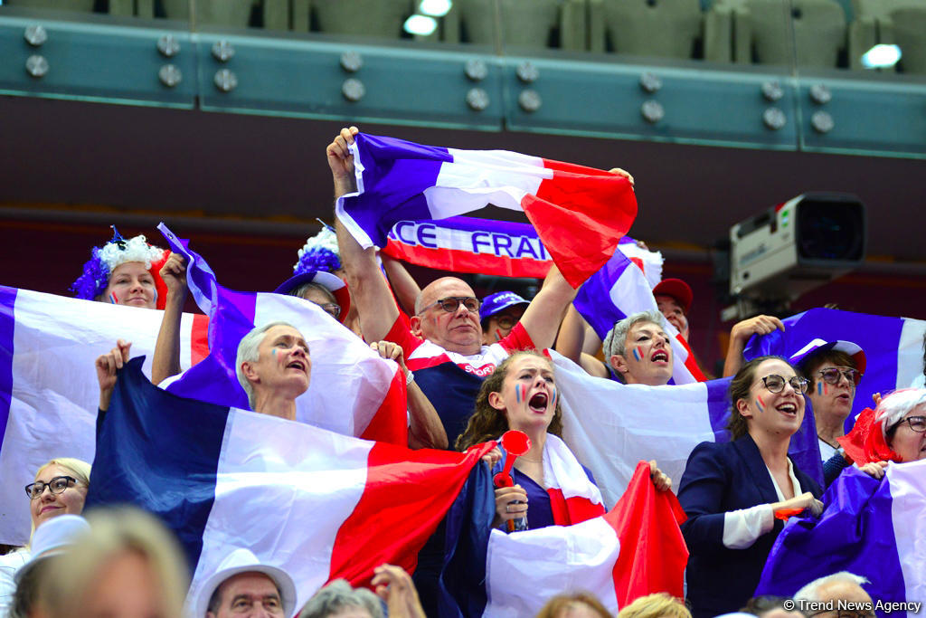 В Национальной арене гимнастики продолжаются соревнования команд в групповых упражнениях в рамках Чемпионата мира в Баку (ФОТО)