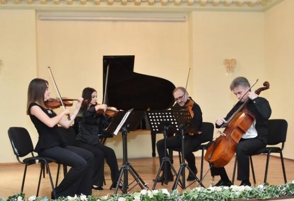 В Баку отметили юбилеи двух известных представителей славного рода Гаджибейли