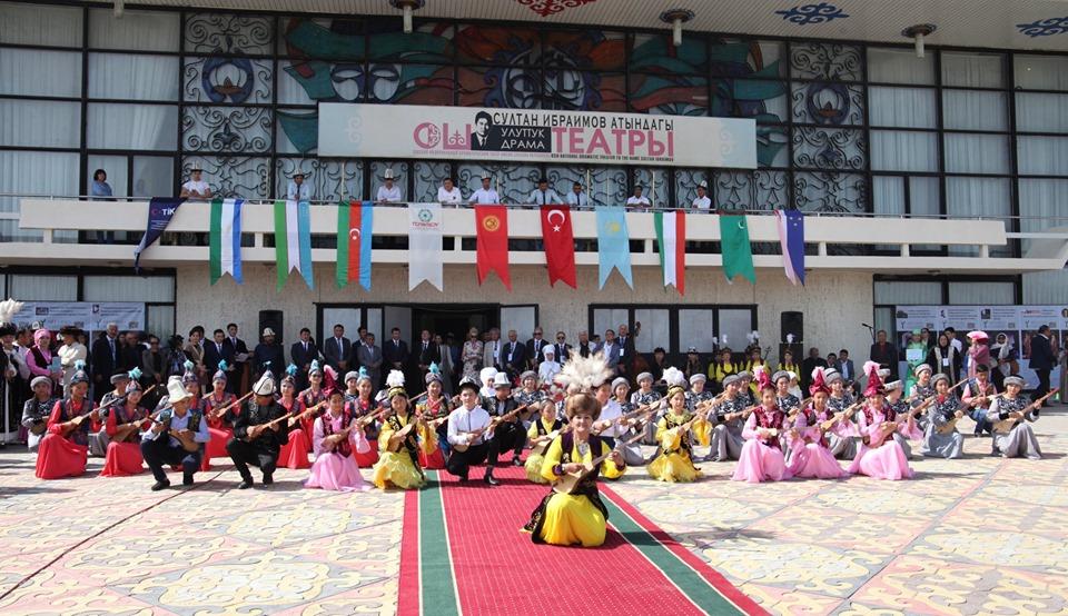 Ты не плачь, когда я умру - азербайджанцы в Кыргызстане (ФОТО)