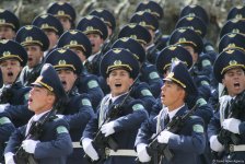 В Туркменистане прошёл военный парад в честь Дня независимости (ФОТО)