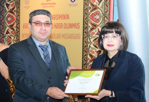 В рамках Фестиваля Насими состоялась церемония награждения конкурса эскизов ковров и произведений (ФОТО)