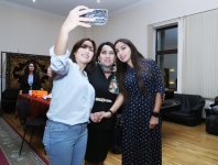 Вице-президент Фонда Гейдара Алиева Лейла Алиева приняла участие в презентации международного инклюзивного спектакля "Аргонавты" в рамках фестиваля Насими (ФОТО)