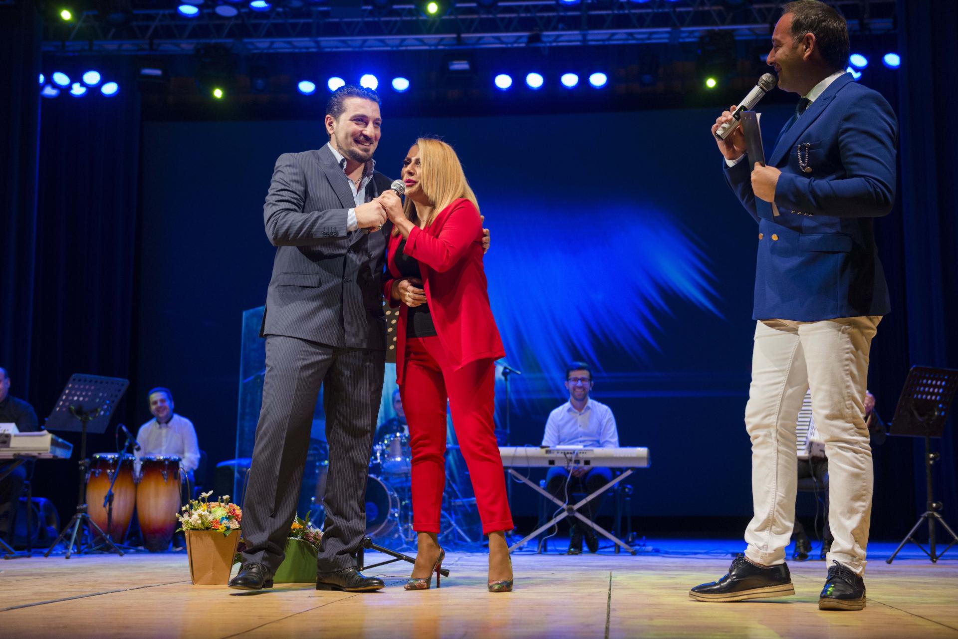 Осенняя любовь и ностальгия Принца азербайджанского шансона (ВИДЕО, ФОТО)