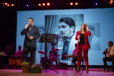 Осенняя любовь и ностальгия Принца азербайджанского шансона (ВИДЕО, ФОТО)