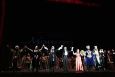 Такого еще не было! Потрясающая премьера грандиозной оперы "Мехсети" с 3D оформлением в Баку (ВИДЕО, ФОТО)