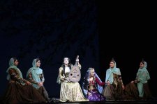 Такого еще не было! Потрясающая премьера грандиозной оперы "Мехсети" с 3D оформлением в Баку (ВИДЕО, ФОТО)