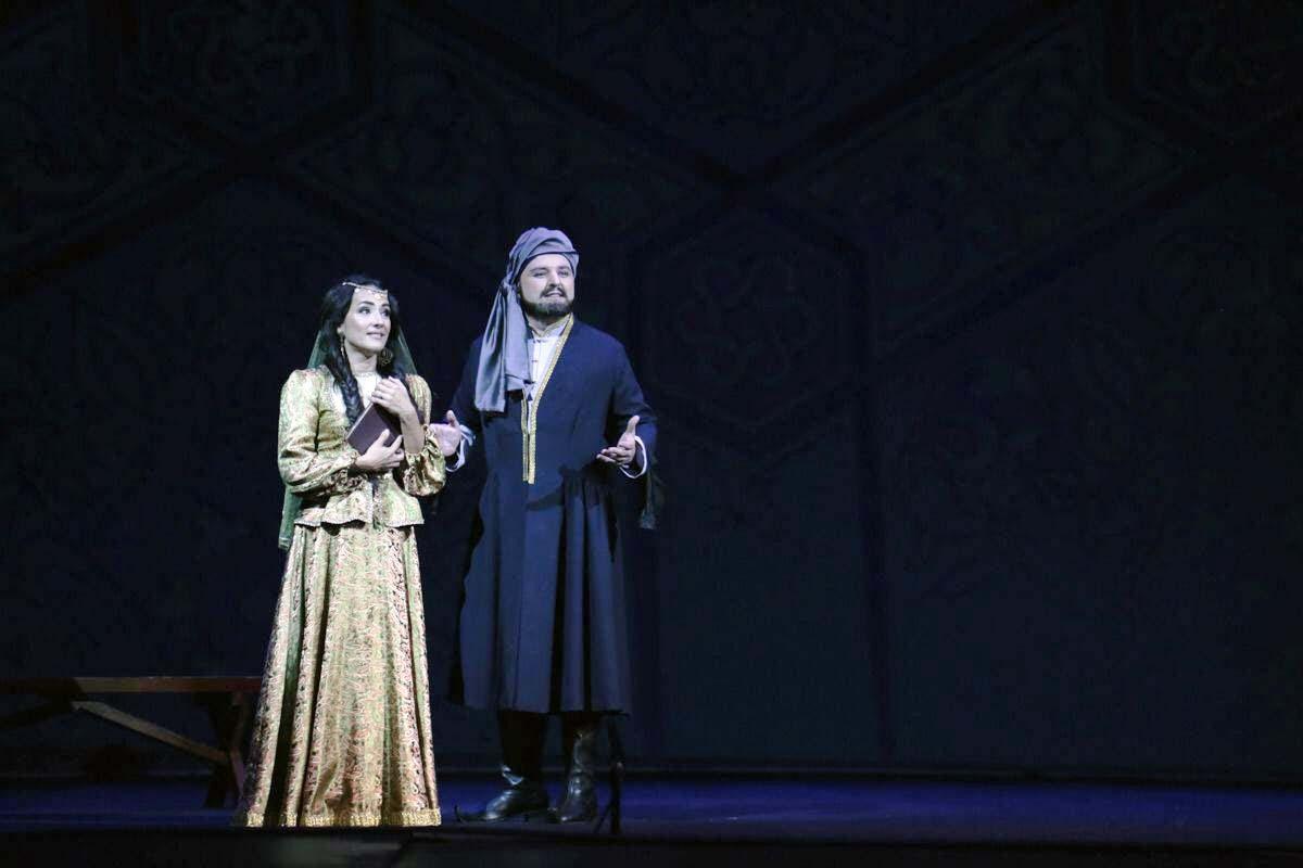 Такого еще не было! Потрясающая премьера грандиозной оперы "Мехсети" с 3D оформлением в Баку (ВИДЕО, ФОТО)