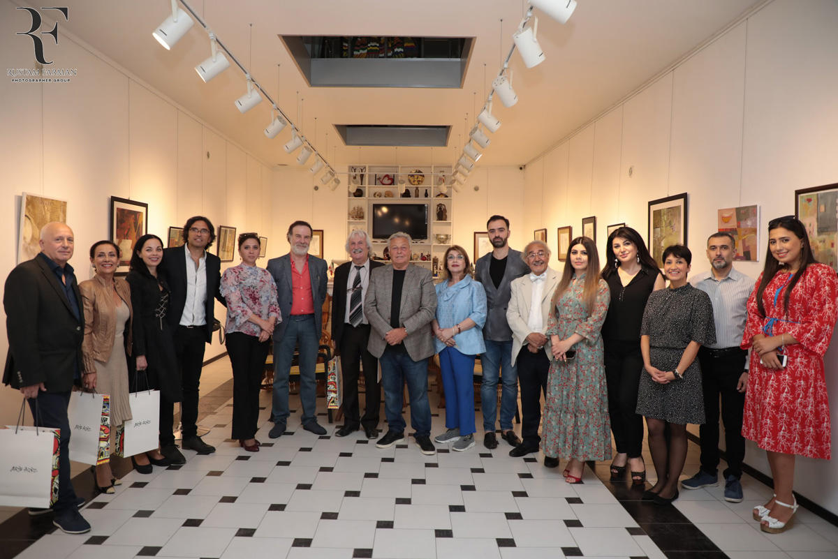 Династия Паневых объединила Болгарию и Абшеронский полуостров (ФОТО)