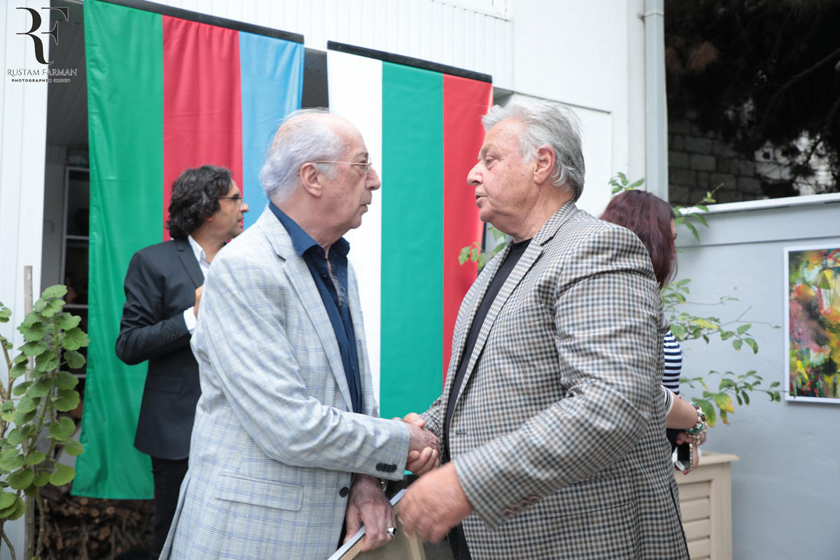 Династия Паневых объединила Болгарию и Абшеронский полуостров (ФОТО)