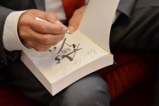 Великий казах Олжас Сулейменов в литературном Баку (ФОТО)