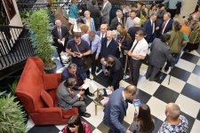 Великий казах Олжас Сулейменов в литературном Баку (ФОТО)