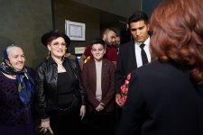 В Баку состоялось открытие Xarı Bülbül - шоколадные и кондитерские изделия ручной работы (ФОТО)