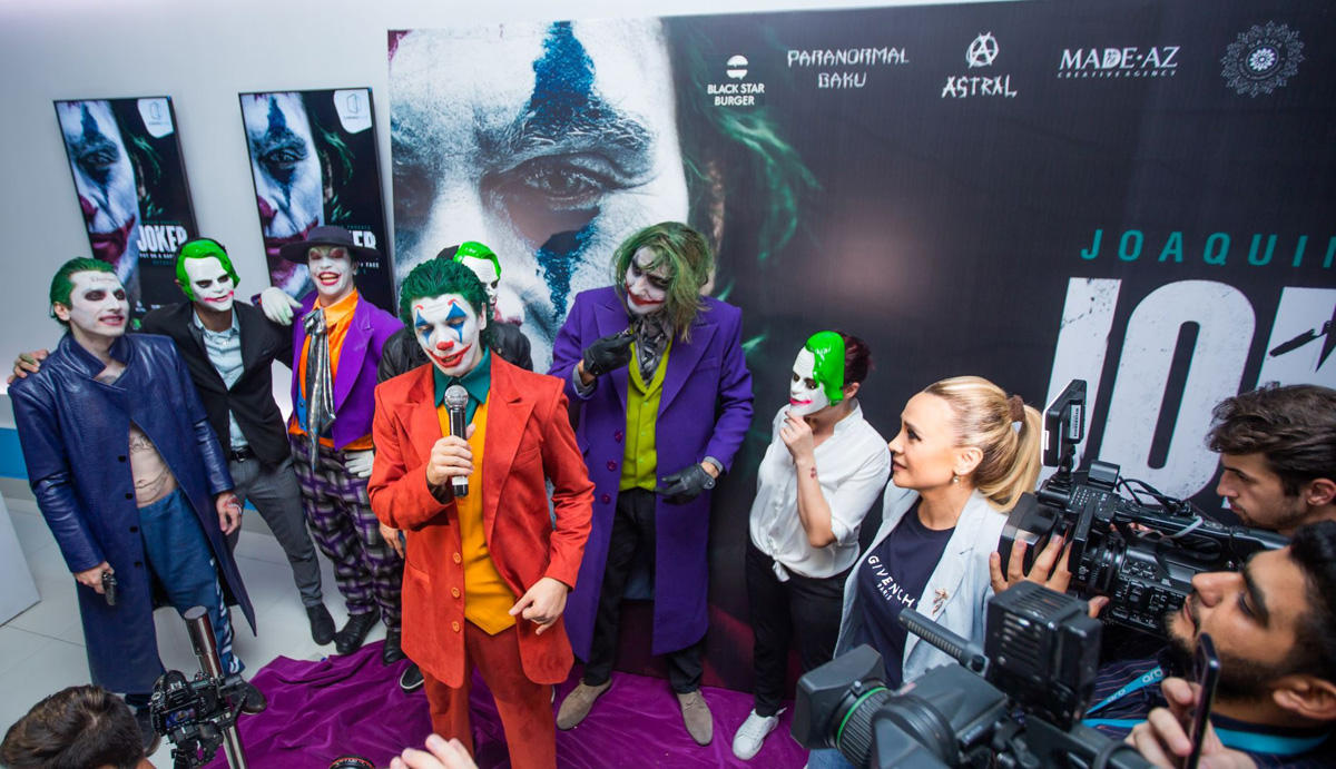 В Баку появился самый харизматичный злодей (ФОТО, ВИДЕО)