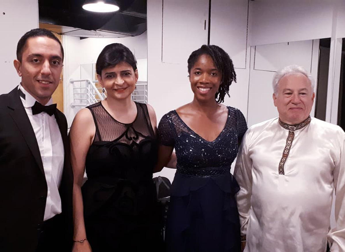 Американцы исполняют газели Насими и играют на азербайджанских инструментах (ФОТО)