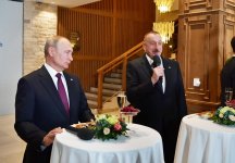 Президент Ильхам Алиев принял участие в неформальной встрече с участниками XVI ежегодного заседания Международного дискуссионного клуба «Валдай» (ФОТО)