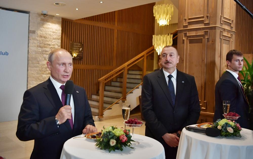 Президент Ильхам Алиев принял участие в неформальной встрече с участниками XVI ежегодного заседания Международного дискуссионного клуба «Валдай» (ФОТО)