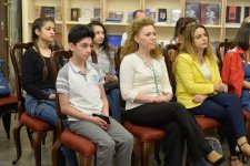 Победитель фестиваля "ЛиФФт 2019" отметил успех с бакинцами (ФОТО)