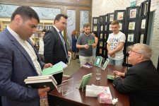 Победитель фестиваля "ЛиФФт 2019" отметил успех с бакинцами (ФОТО)