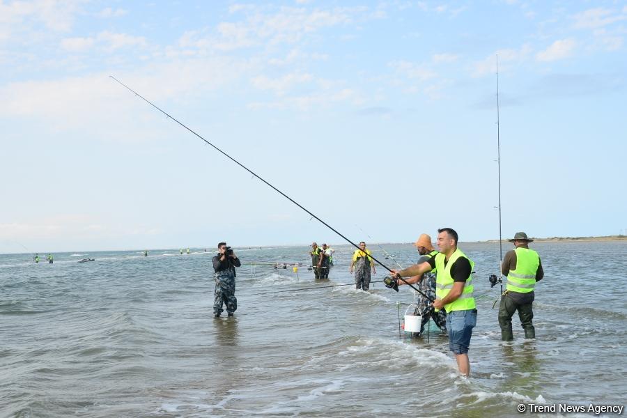 В Абшеронском национальном парке прошел турнир по рыболовству (ФОТО)