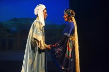 В Баку появился легендарный купец, моряк и путешественник (ФОТО)