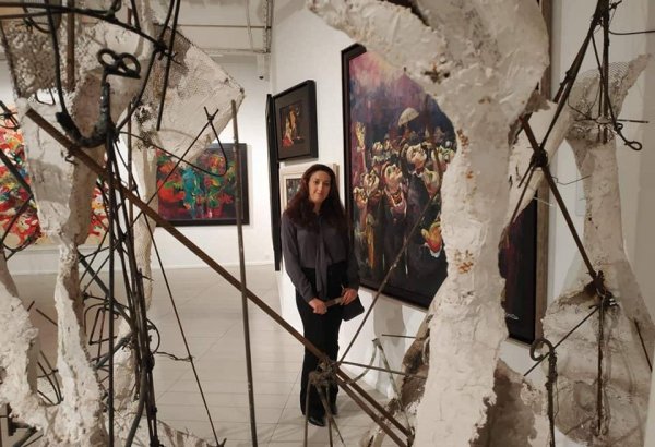 Девичья башня современной женщины Азербайджана (ФОТО)