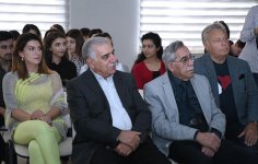 Параллельные миры в Баку, или Легенда о мифической принцессе (ФОТО)