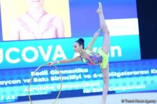 Стартовало 26-е первенство Азербайджана и Баку по художественной гимнастике (ФОТО)