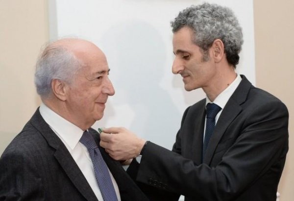 Чингиз Фарзалиев стал кавалером ордена искусств и филологии Франции