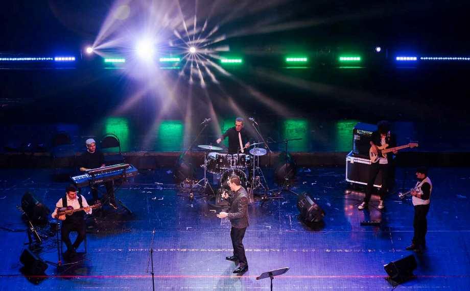 Азербайджанцы в Астрахани - Черная комната, этническая музыка и надежды на следующие встречи(ФОТО)