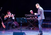 Азербайджанцы в Астрахани - Черная комната, этническая музыка и надежды на следующие встречи(ФОТО)