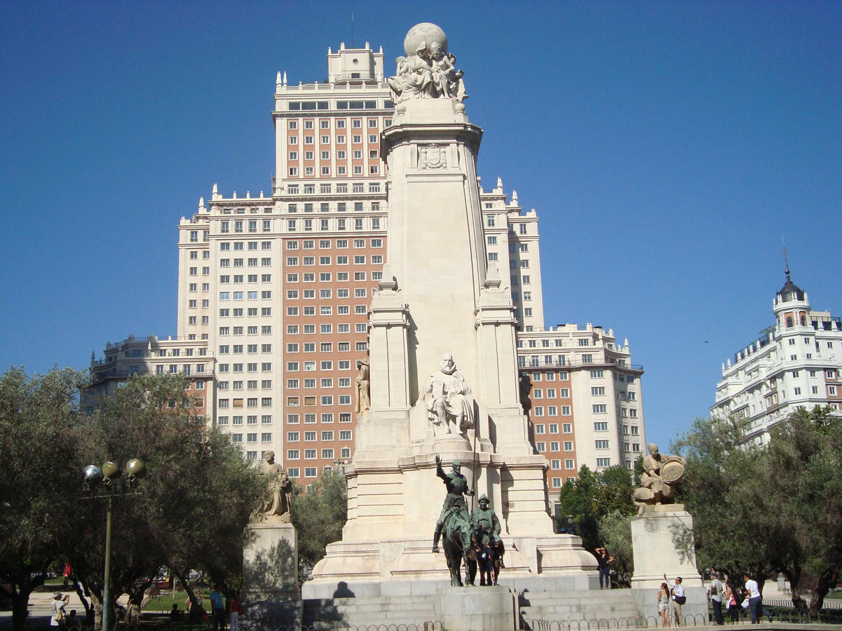 Невероятная Испания в солнечном Баку - экспрессия в танце и городских пейзажах (ВИДЕО, ФОТО)