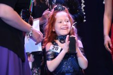 Из Гянджи на обложки глянцевых изданий – модное дефиле осень-зима (ФОТО)