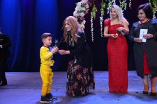 Из Гянджи на обложки глянцевых изданий – модное дефиле осень-зима (ФОТО)