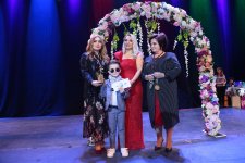 Из Гянджи на обложки глянцевых изданий – модное дефиле осень-зима (ФОТО)