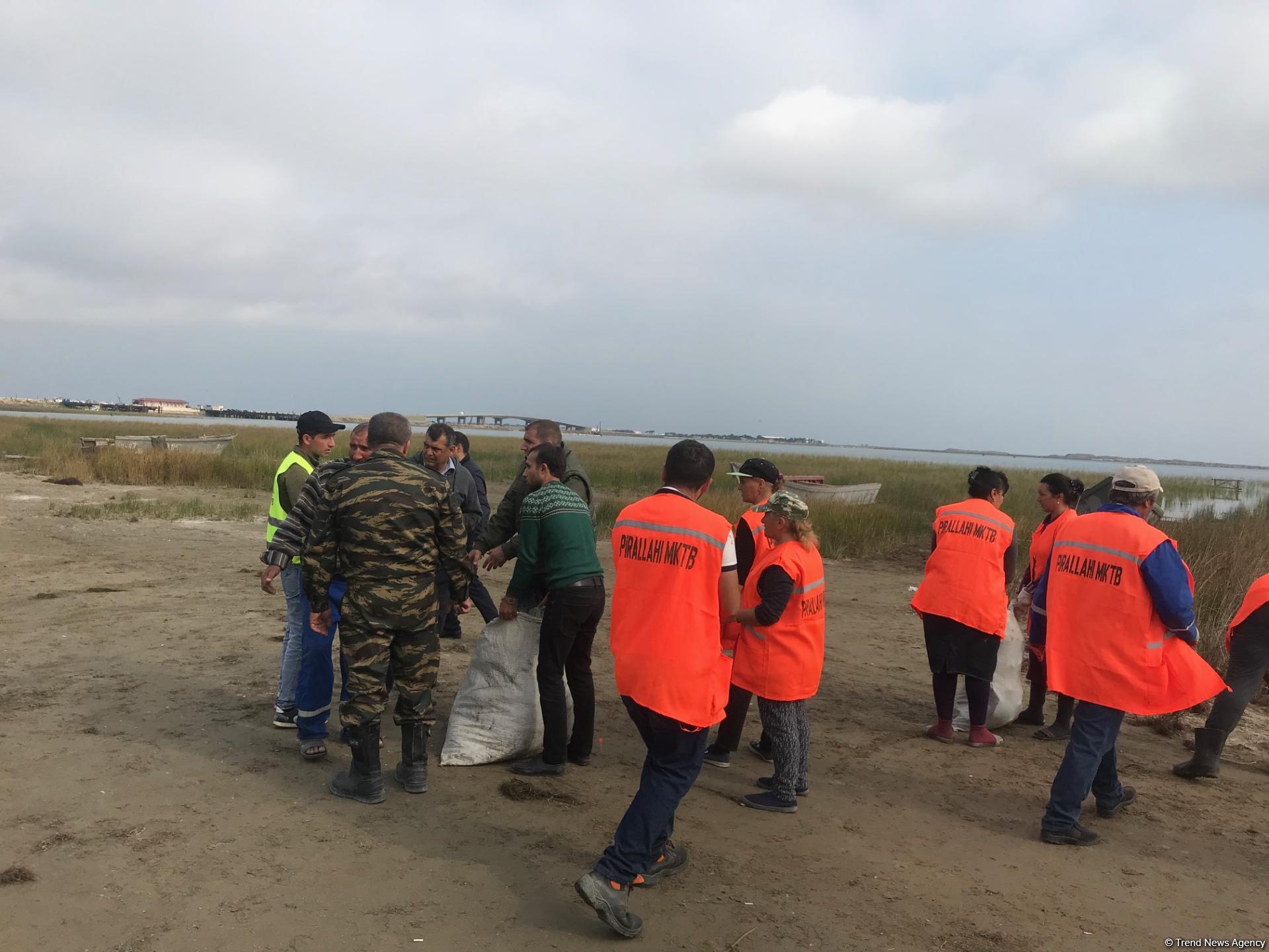 В Азербайджане начались акции под девизом "Говорим нет рыболовству синтетическими сетями и запрещенными орудиями“ (ФОТО)
