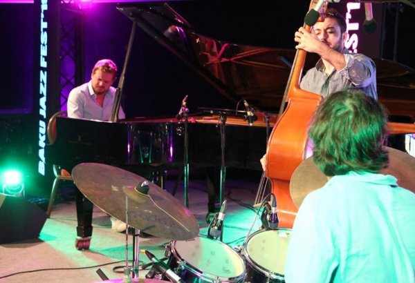 Итальянец, француз и бельгиец - джазовые ритмы Giuseppe Millaci&Vogue Trio в Баку (ФОТО)