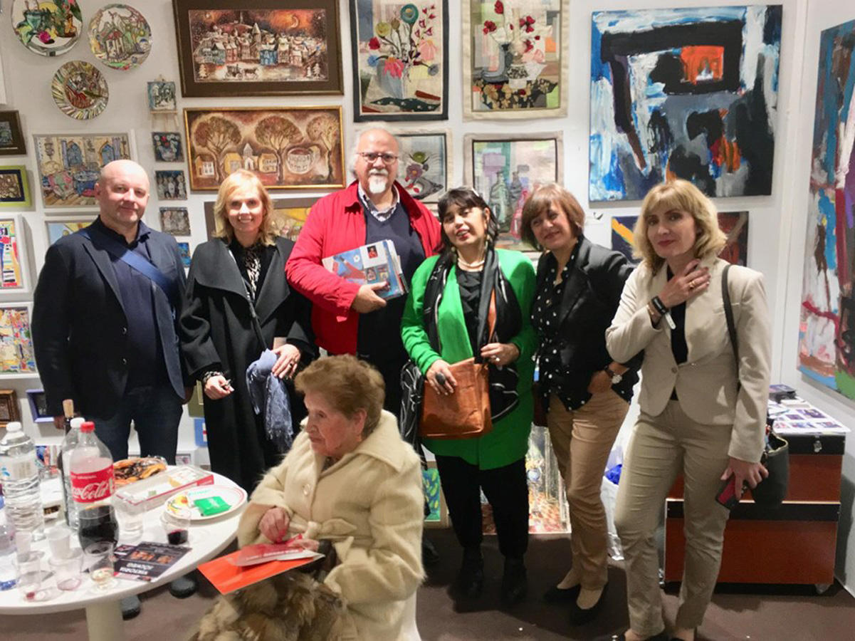 Азербайджанские художники представили свои работы в музейном комплексе Лувра (ФОТО)