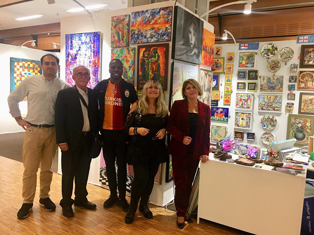 Азербайджанские художники представили свои работы в музейном комплексе Лувра (ФОТО)