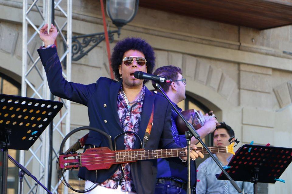 Потрясающими инсталляциями на Девичьей башне состоялось открытие Baku Jazz Festival 2019 (ВИДЕО, ФОТО)