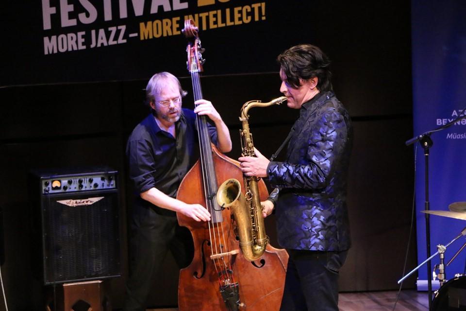 Ценности свободы и личностное право на индивидуальность. Фри-джаз для бакинцев (ВИДЕО, ФОТО)