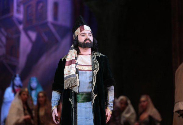 Рамиль Гасымов перевоплотится в Вагифа