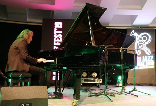 Время для путешествия, как в кино...- эмоции Кшиштофа Кобылинского для бакинцев (ФОТО)