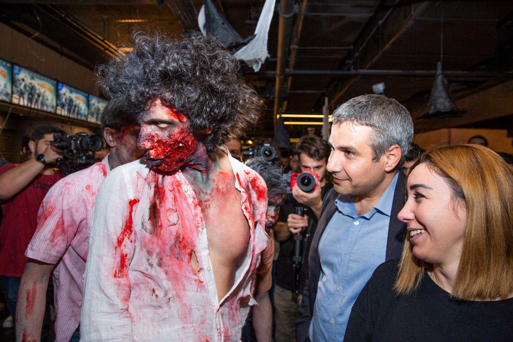 В Баку появился Zомбилэнд - только 18+ (ФОТО, ВИДЕО)