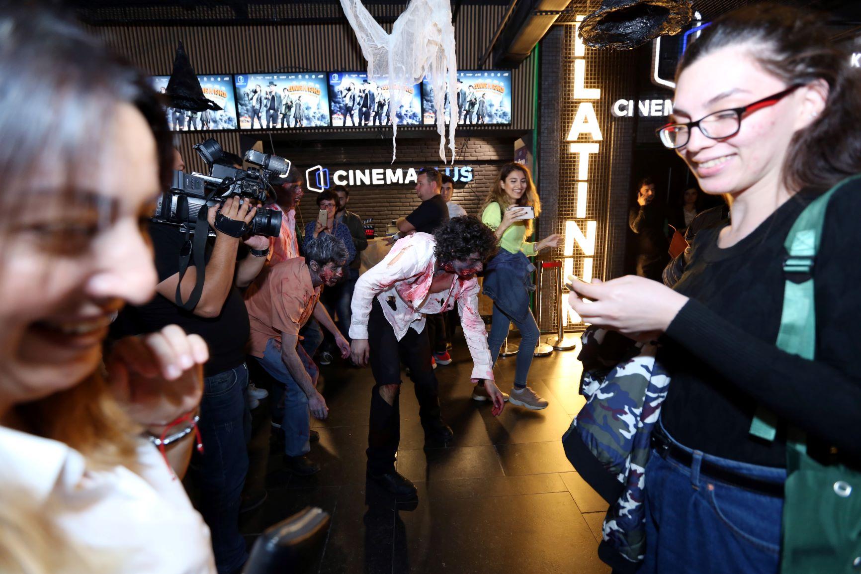 В Баку появился Zомбилэнд - только 18+ (ФОТО, ВИДЕО)