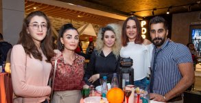 В Баку появился Zомбилэнд - только 18+ (ФОТО, ВИДЕО)