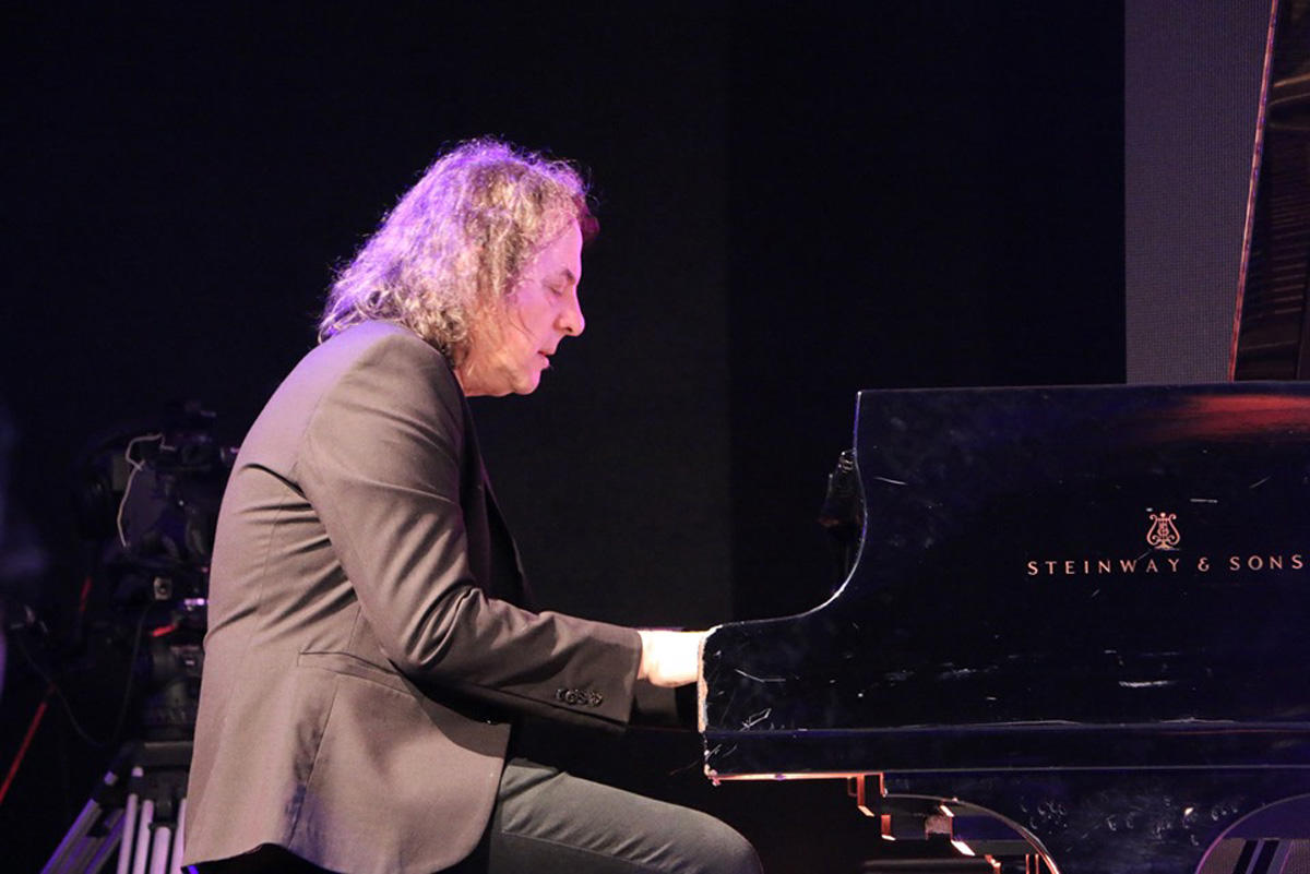 Время для путешествия, как в кино...- эмоции Кшиштофа Кобылинского для бакинцев (ФОТО)