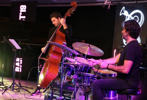 Хочется аплодировать - хлопайте, хочется крикнуть "Браво!" – кричите! Турецкий джаз в Баку (ФОТО)