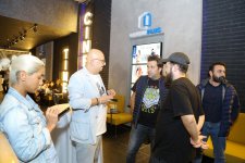 Известный турок рассмешил до слез бакинцев (ФОТО, ВИДЕО)