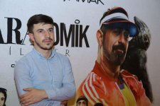 Известный турок рассмешил до слез бакинцев (ФОТО, ВИДЕО)